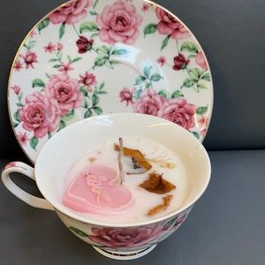 Rose 🌹 scented soy wax candle